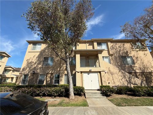 1061 Harbor Heights Dr, Harbor City, CA, 90710-3099 | Card Image