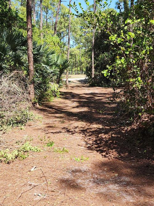 16784 84th Ct N, Loxahatchee, FL, 33470-2746 | Card Image