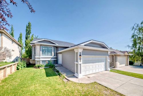 28 Harvest Oak Dr Ne, Calgary, AB, T3K4E2 | Card Image