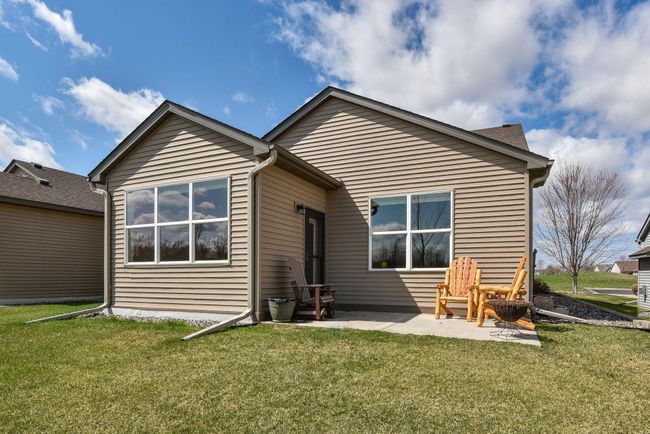 Enjoy your coffee on the patio with easterly sunrise views and your favorite evening beverage in the evening shade | Image 21