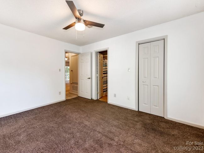 2946 Iron Gate Lane, Condo with 2 bedrooms, 2 bathrooms and null parking in Charlotte NC | Image 15