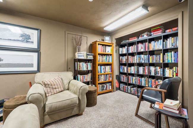 APT-8C - 55 River Rd, Condo with 2 bedrooms, 2 bathrooms and null parking in Manchester NH | Image 22