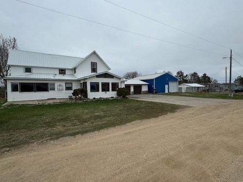225 5th St E, Carlos, MN, 56319-5500 | Card Image