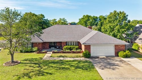 2649 Regency Rd, Bartlesville, OK, 74006-7540 | Card Image