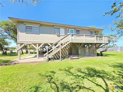 2182 W Bayshore Dr, Palacios, TX, 77465-1452 | Card Image