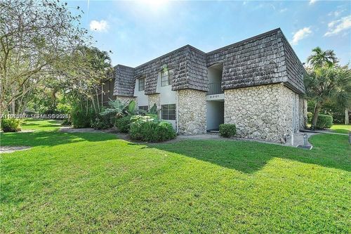 e208-3115 Oakland Shores Dr, Oakland Park, FL, 33309-5691 | Card Image