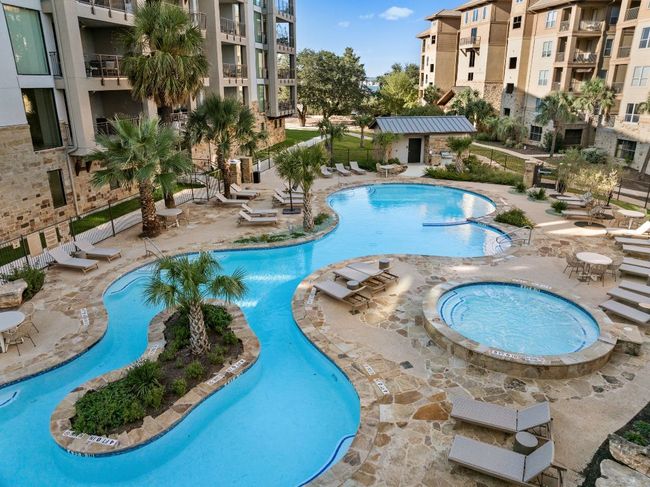 9501 - 84 Island Dr, Condo with 3 bedrooms, 3 bathrooms and 2 parking in Horseshoe Bay TX | Image 33