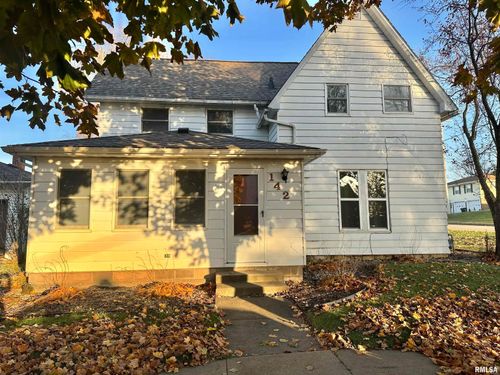 142 S Stephens St, Preston, IA, 52069-7733 | Card Image