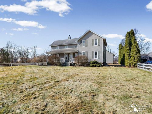 8115 Douglas Rd, Lambertville, MI, 48144-9631 | Card Image