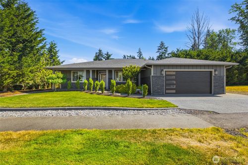 142 E Cobblestone Ln, Sequim, WA, 98382-3710 | Card Image