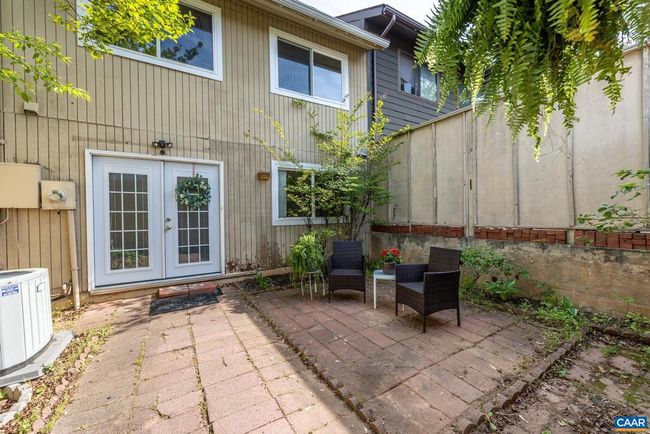 86 Woodlake Dr, Townhouse with 3 bedrooms, 2 bathrooms and null parking in CHARLOTTESVILLE VA | Image 21