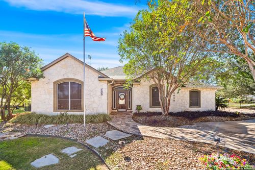 133 Private Road 4664, Castroville, TX, 78009-5542 | Card Image