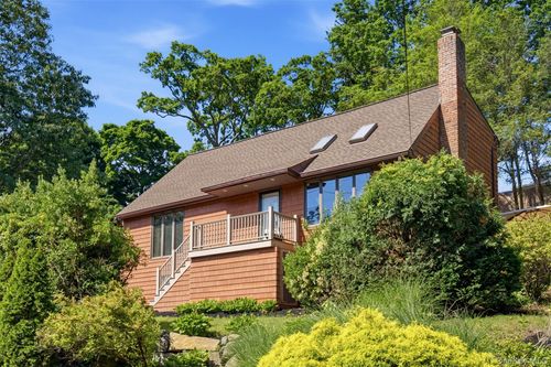29 Vineyard Rd, Huntington, NY, 11743-2259 | Card Image