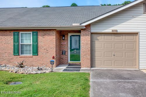 8058 Chambord Way, Powell, TN, 37849-3089 | Card Image