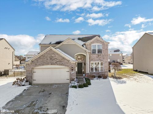 19164 Hazelton Dr, Macomb, MI, 48042-6236 | Card Image