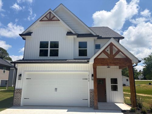 7106 Old Cleveland Pike, Chattanooga, TN, 37421-1033 | Card Image