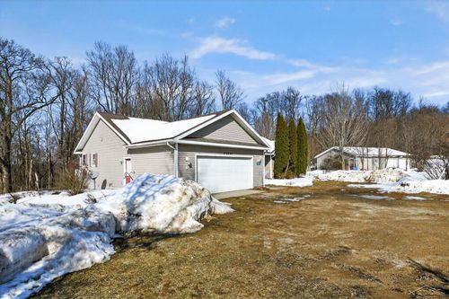 46664 County Road 374, Paw Paw, MI, 49079-8347 | Card Image