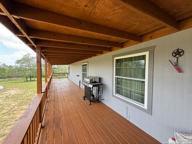 227 River Bluff Dr, House other with 5 bedrooms, 3 bathrooms and null parking in Lytle TX | Image 35