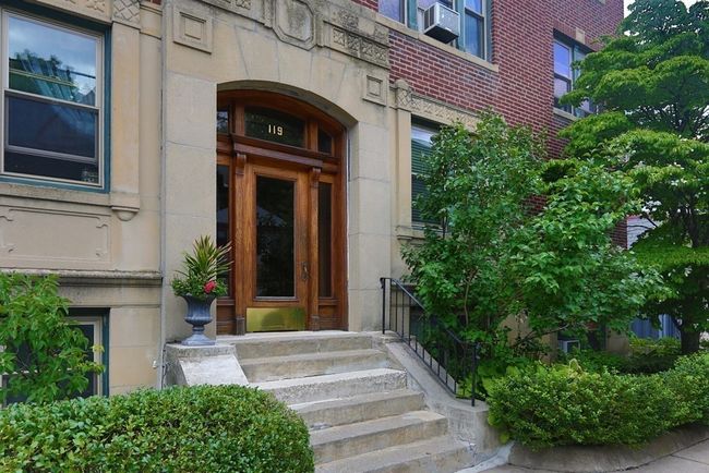 APT-2C - 119 Winthrop Rd, Condo with 1 bedrooms, 1 bathrooms and 1 parking in Brookline MA | Image 5
