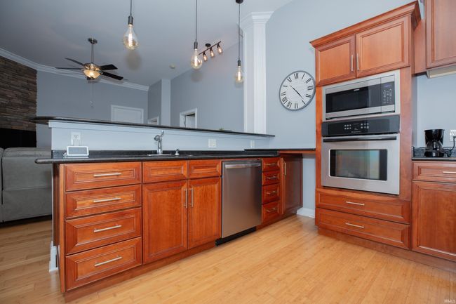 APT-2F - 508 Main St, Condo with 2 bedrooms, 2 bathrooms and null parking in Evansville IN | Image 8