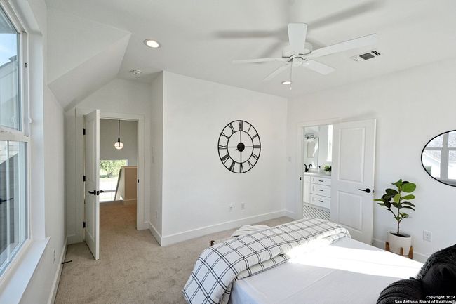 409 Constance Dr, House other with 3 bedrooms, 3 bathrooms and null parking in New Braunfels TX | Image 22