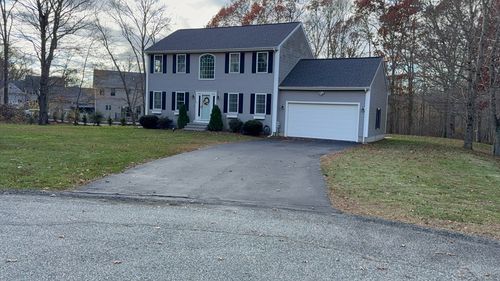 55 Lynch Ln, Fall River, MA, 02720-8605 | Card Image