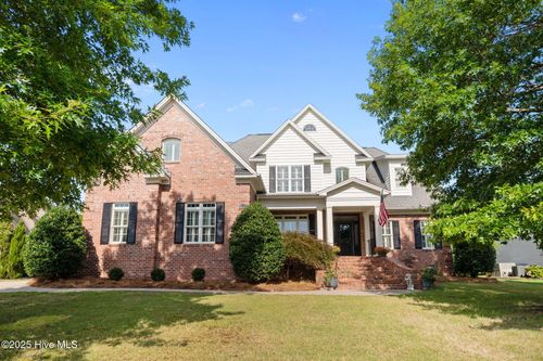 3125 Mclaren Ln, Winterville, NC, 28590-9895 | Card Image