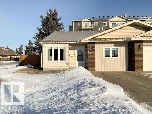 5118 56 Ave, Wetaskiwin, AB, T9A3N5 | Card Image