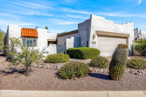 7475 E Wandering Rd, Tucson, AZ, 85750-6214 | Card Image