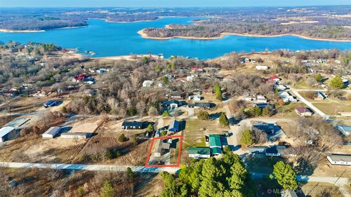 421171 E 1168 Rd, Eufaula, OK, 74432-4055 | Card Image