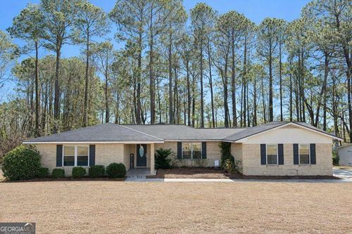 107 Newton Dr, Lyons, GA, 30436-5600 | Card Image