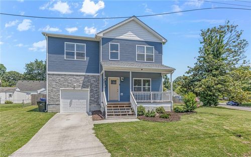 8271 Briarwood Cir, Norfolk, VA, 23518-2862 | Card Image