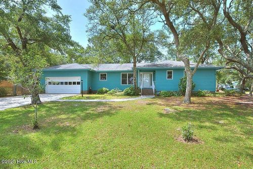 103 Throckmorton St, Oak Island, NC, 28465-8202 | Card Image