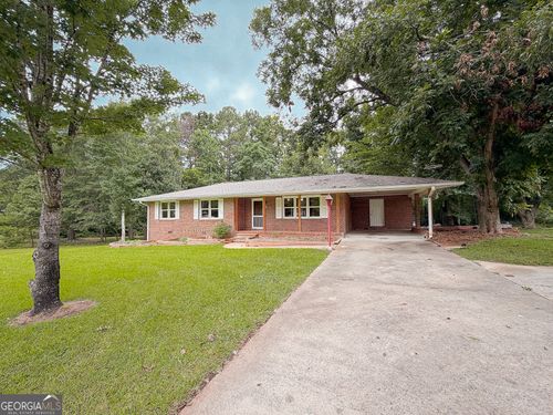 77 Franklin Rd, Newnan, GA, 30263-1352 | Card Image