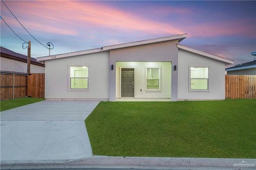 7718 Heisman Ln, Edinburg, TX, 78542-7439 | Card Image