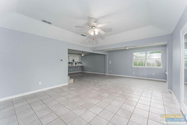 905 N Shore Dr, House other with 3 bedrooms, 3 bathrooms and 2 parking in Port Isabel TX | Image 14