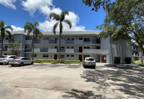 apt-c305-8305 Nw 61st St, TAMARAC, FL, 33321-4274 | Card Image