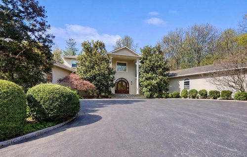 406 Duck Pond Rd, Locust Valley, NY, 11560-2406 | Card Image