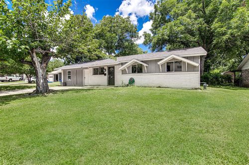 308 Sundown Ct, Burleson, TX, 76028-5210 | Card Image