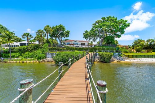 9 N River Rd, Stuart, FL, 34996-6631 | Card Image