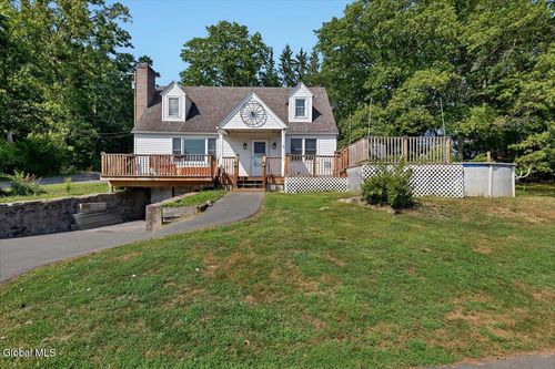 16 Pine Ave, Averill Park, NY, 12018-2526 | Card Image