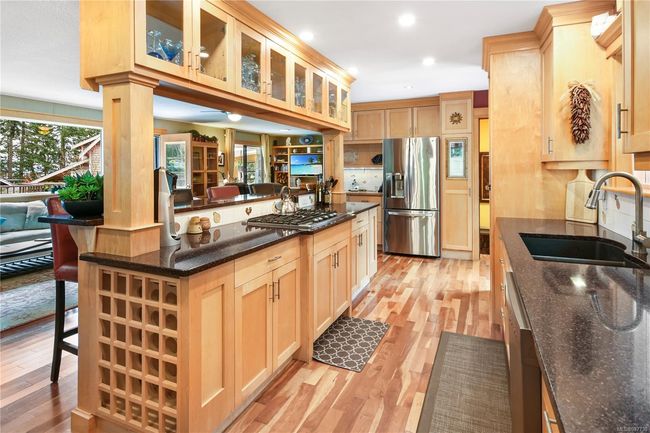 1625 Queequeg Trnabt, House other with 3 bedrooms, 3 bathrooms and 4 parking in Gabriola Island BC | Image 6