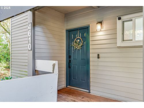 4610 Lower Dr, Lake Oswego, OR, 97035-5312 | Card Image