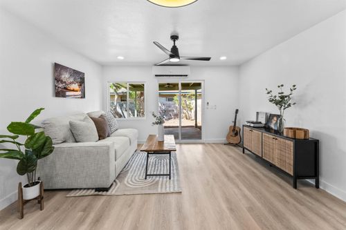 226 Hoomoku St, Kahului, HI, 96732-2564 | Card Image