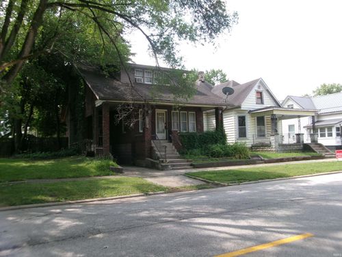 273 E 5th St, Peru, IN, 46970-2409 | Card Image