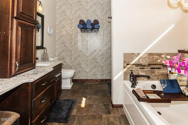2467 Labrador Dr, House other with 4 bedrooms, 3 bathrooms and null parking in Mandan ND | Image 24