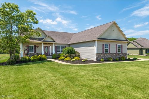 3642 Zenith Ln, Litchfield, OH, 44253-9568 | Card Image