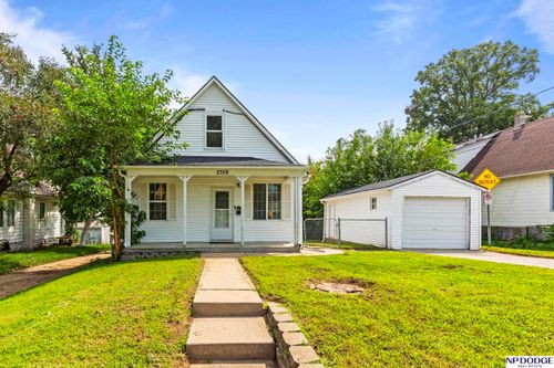 2709 S 30th St, Omaha, NE, 68105-3707 | Card Image