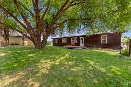 13752 Highway 55, McCall, ID, 83638-5224 | Card Image