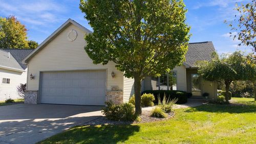 4731 Westbrook Court, GRAND CHUTE, WI, 54913 | Card Image